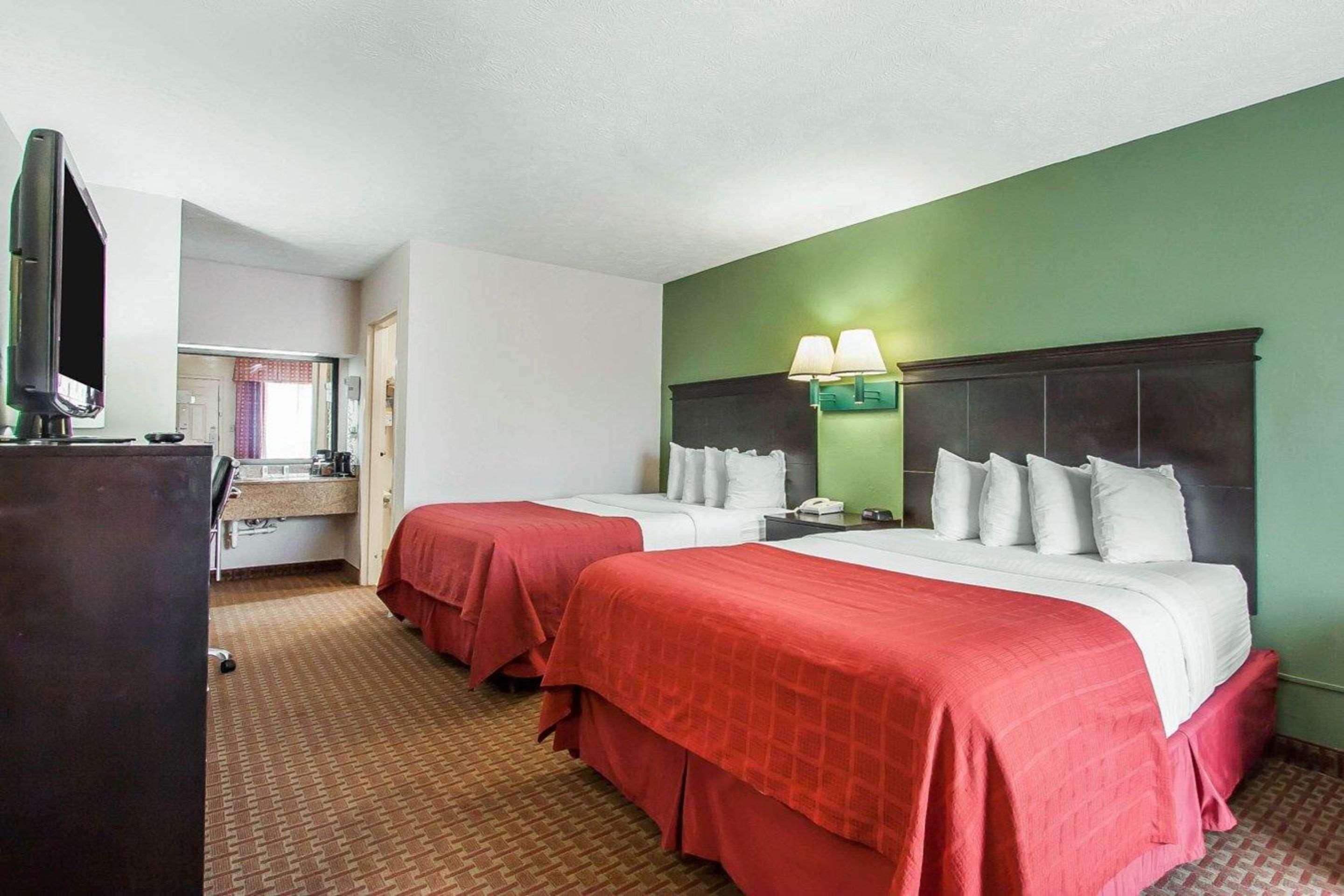 Quality Inn Savannah South Exterior foto