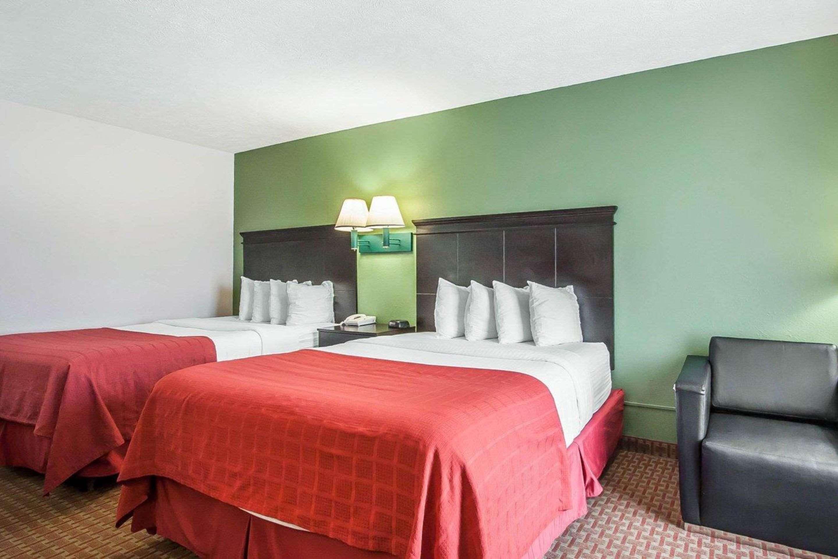 Quality Inn Savannah South Exterior foto