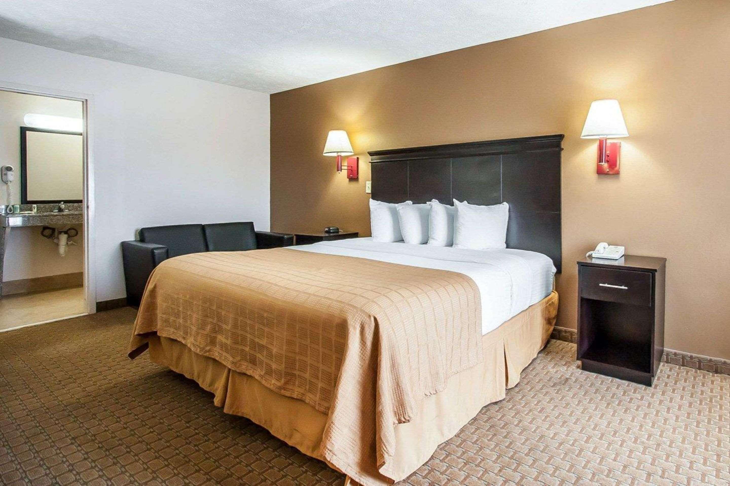 Quality Inn Savannah South Exterior foto